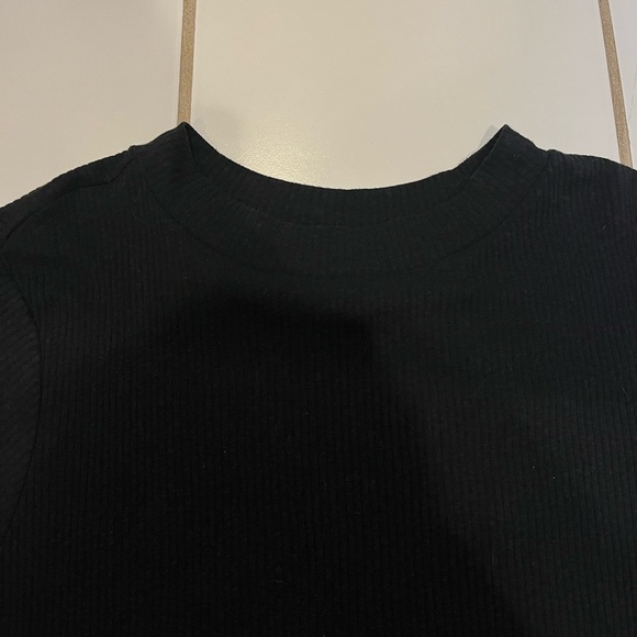 Ribbed tee - Picture 2 of 4